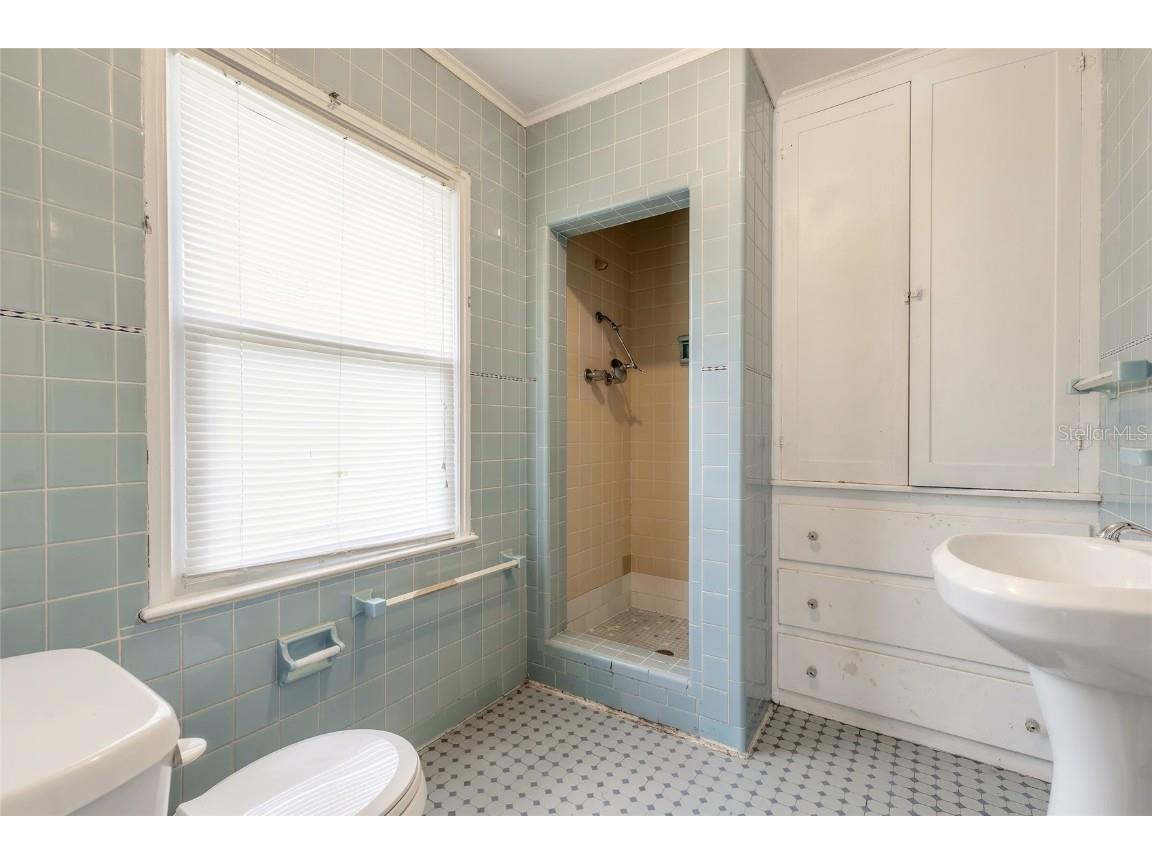 724 N Oleander Avenue Daytona Beach FL 32118 V4937615 image34