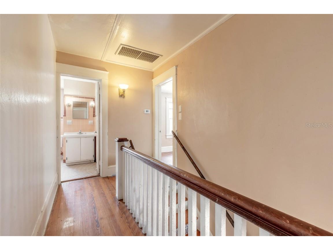 724 N Oleander Avenue Daytona Beach FL 32118 V4937615 image35