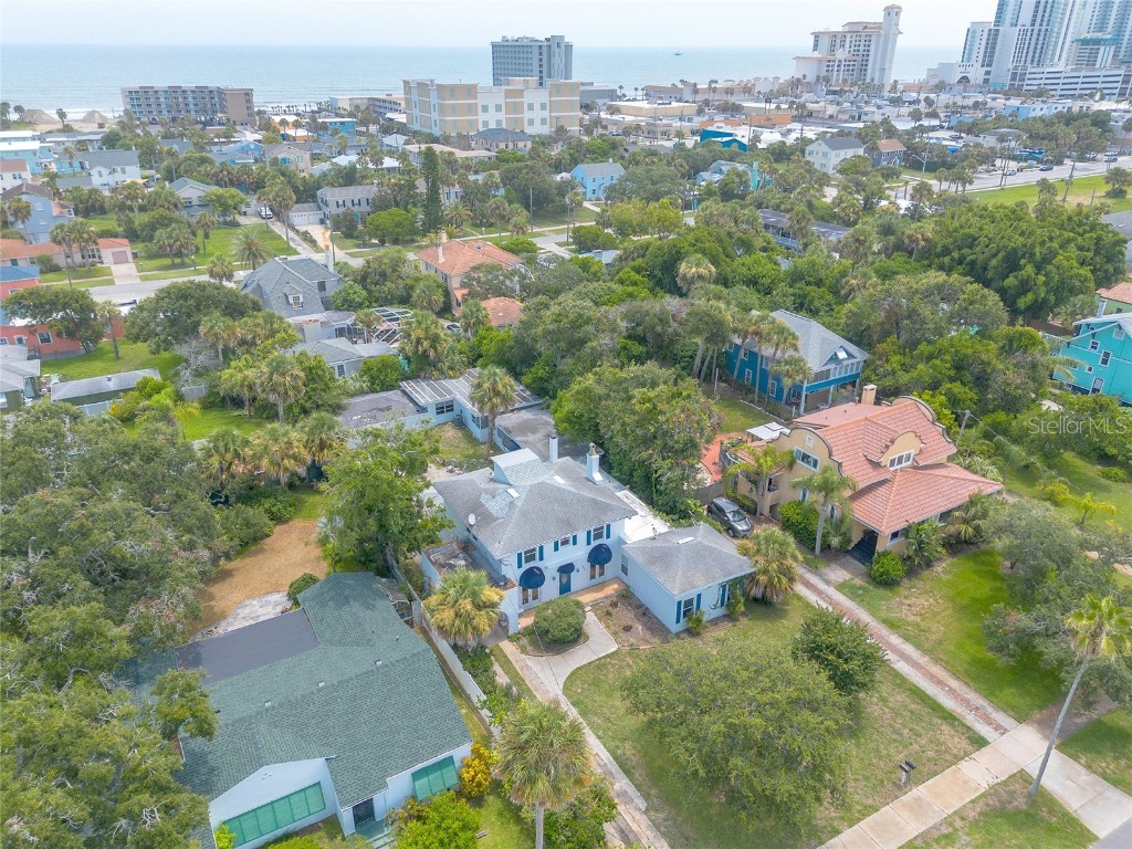 724 N Oleander Avenue Daytona Beach FL 32118 V4937615 image51