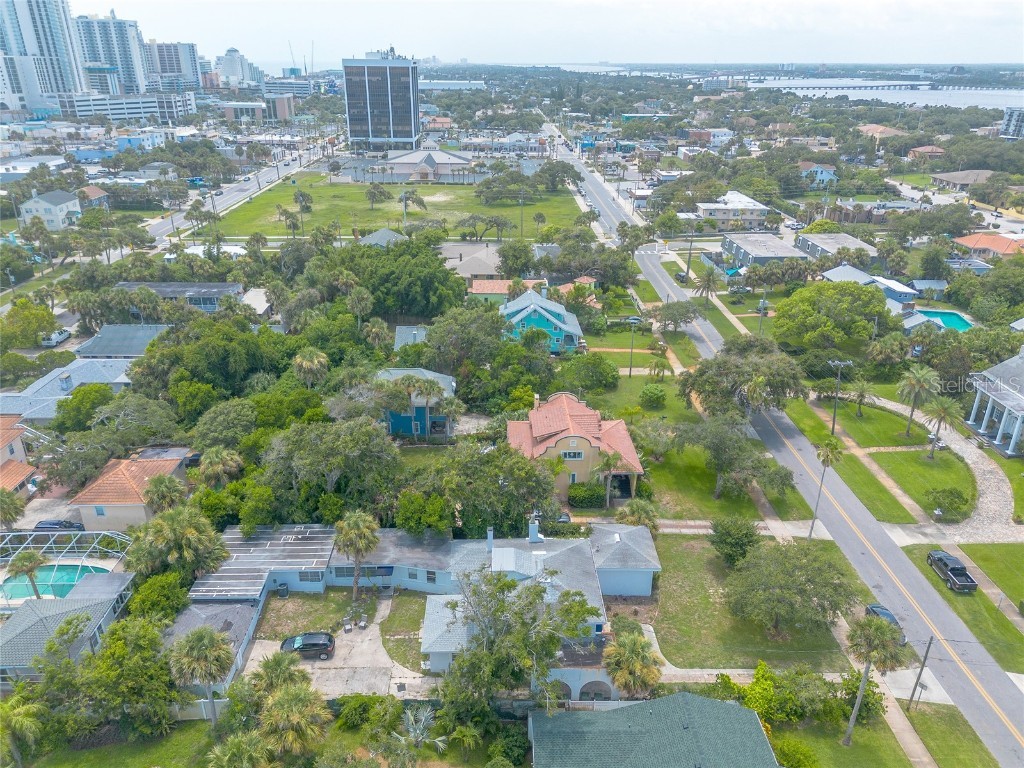 724 N Oleander Avenue Daytona Beach FL 32118 V4937615 image52