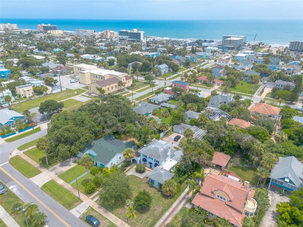 724 N Oleander Avenue Daytona Beach FL 32118 V4937615 image57