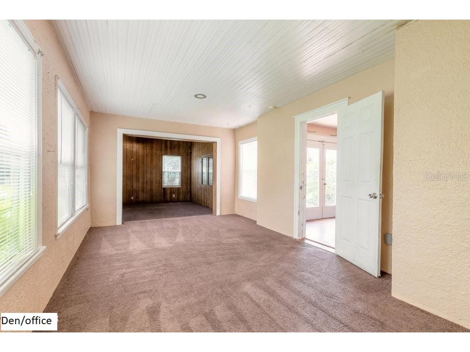 724 N Oleander Avenue Daytona Beach FL 32118 V4940750 image12