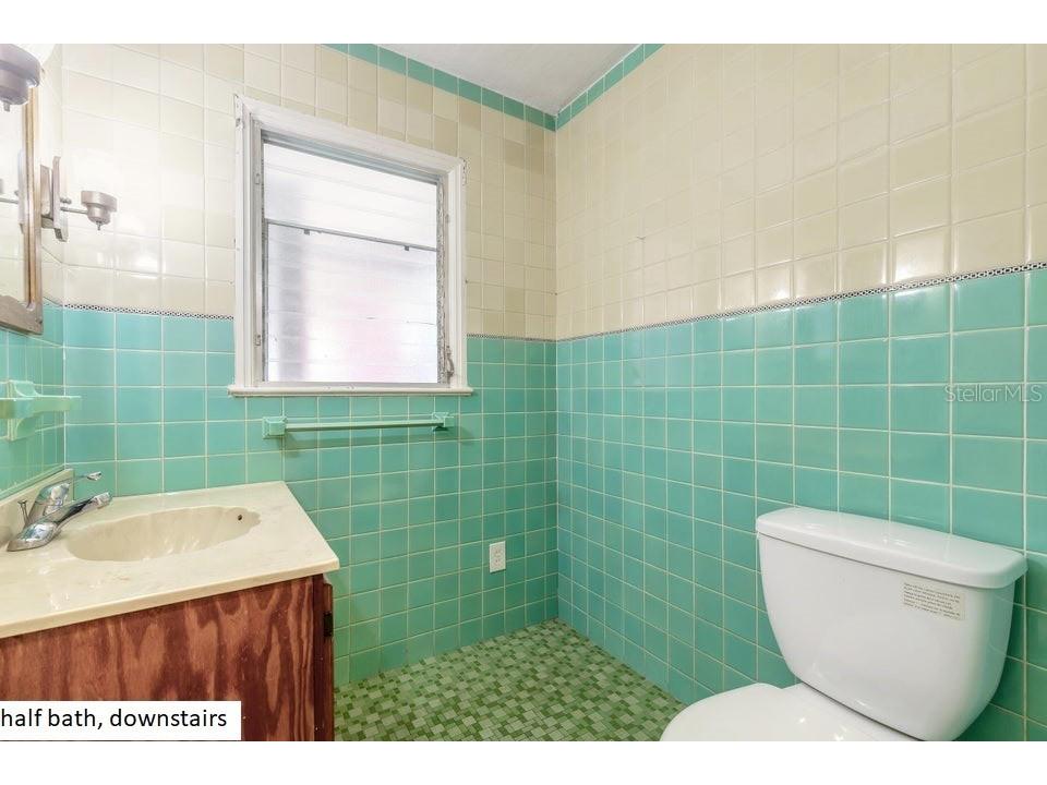 724 N Oleander Avenue Daytona Beach FL 32118 V4940750 image13