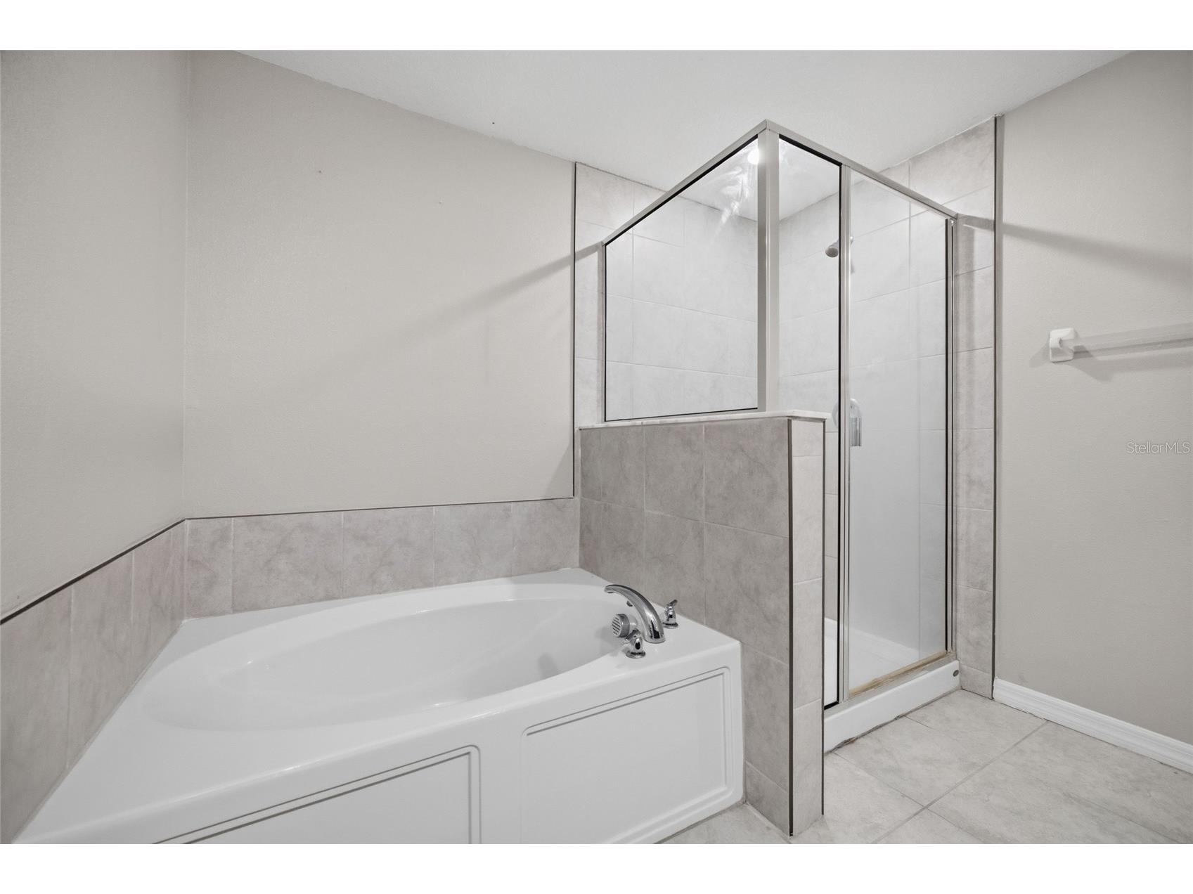724 Royal Empress Drive Ruskin FL 33570 TB8514665 image21