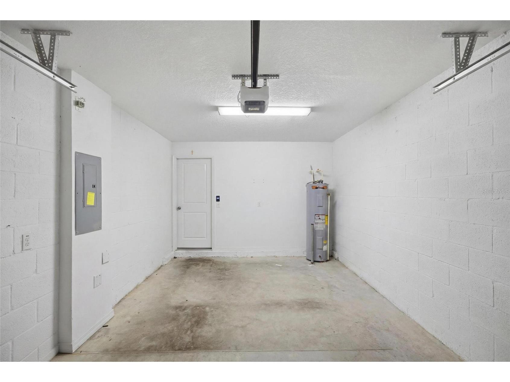 724 Royal Empress Drive Ruskin FL 33570 TB8514665 image30