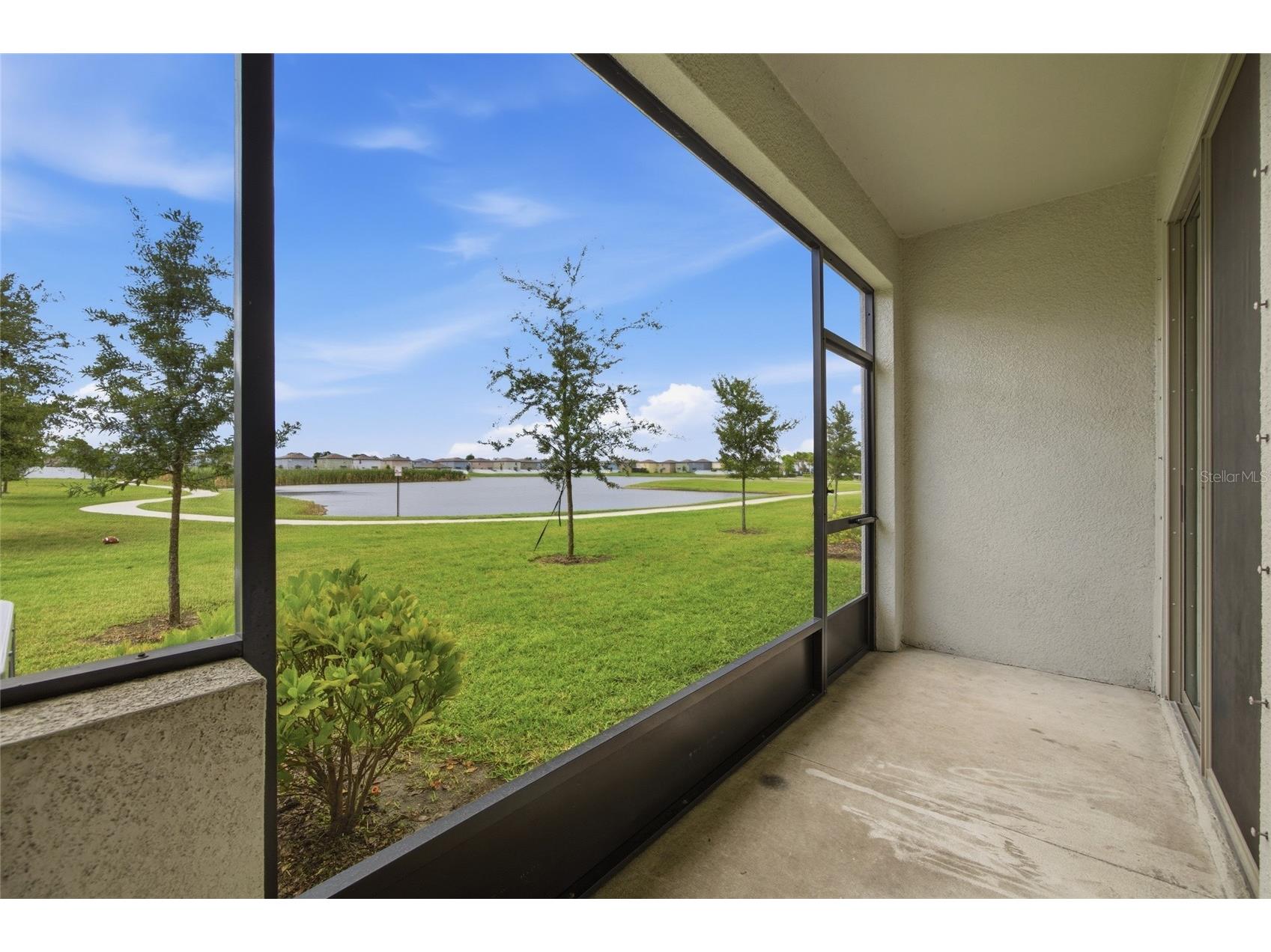 724 Royal Empress Drive Ruskin FL 33570 TB8514665 image32