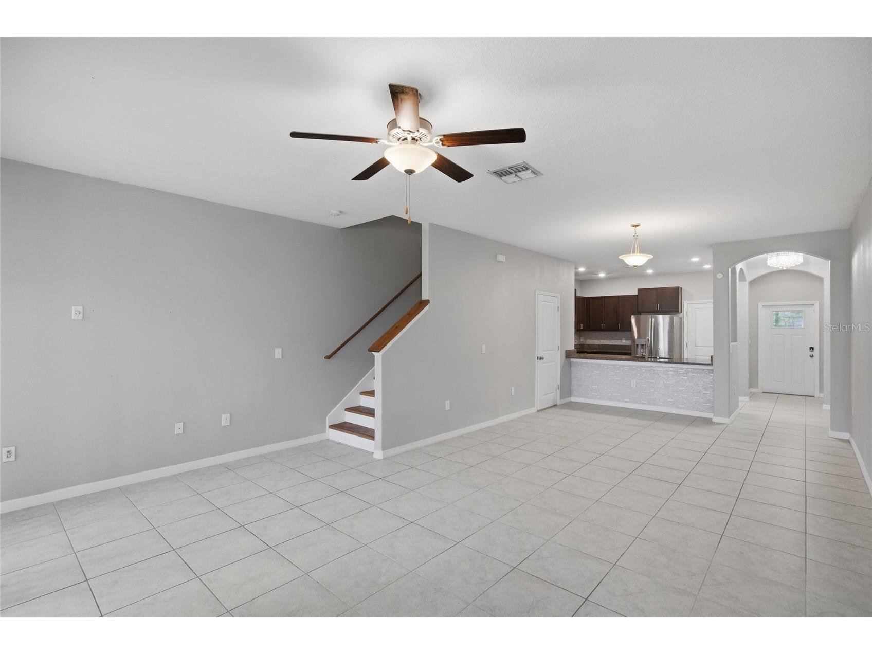 724 Royal Empress Drive Ruskin FL 33570 TB8514665 image8
