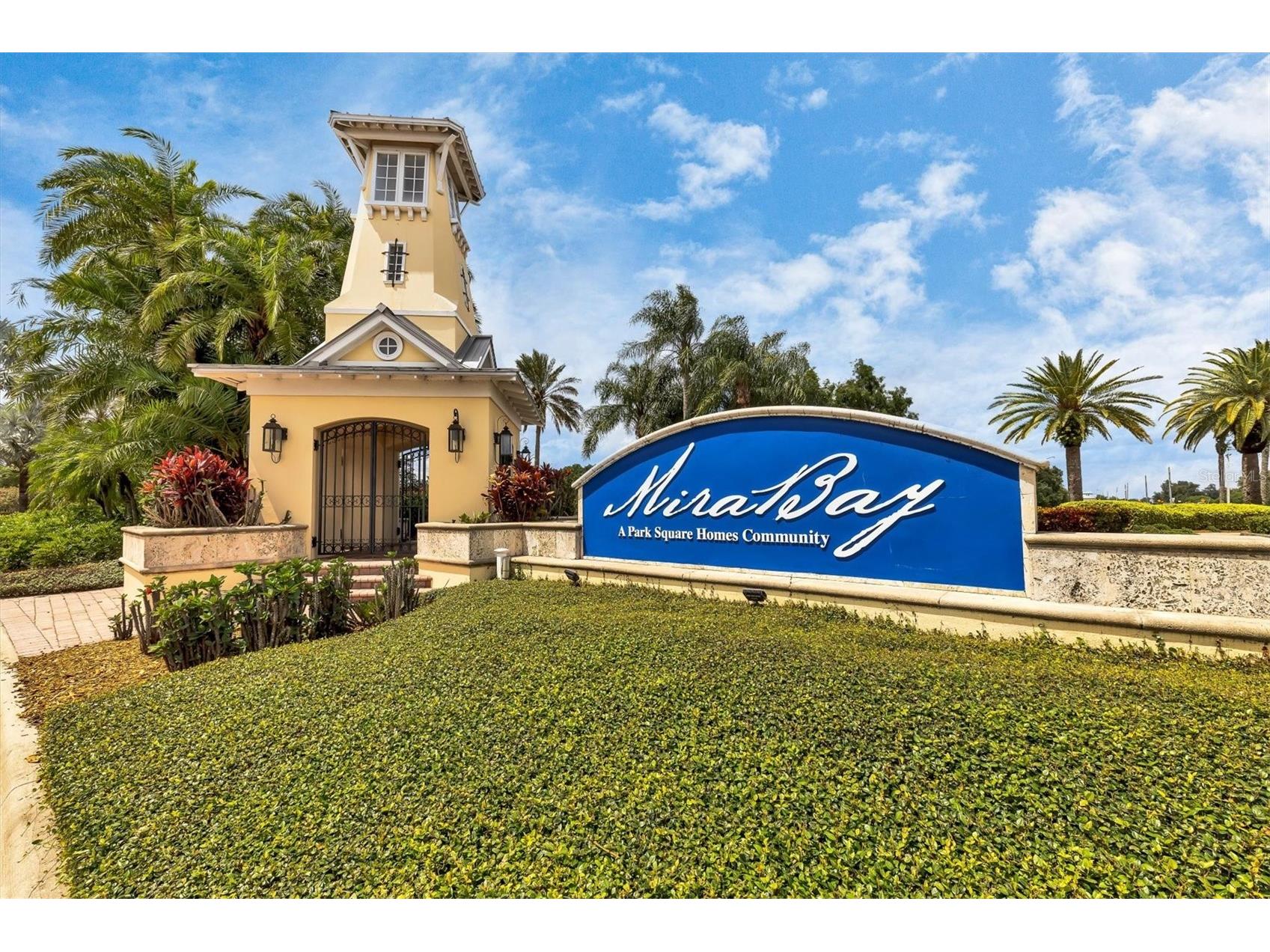724 Winterside Drive Apollo Beach FL 33572 - TAMPA BAY TB8516384 image2