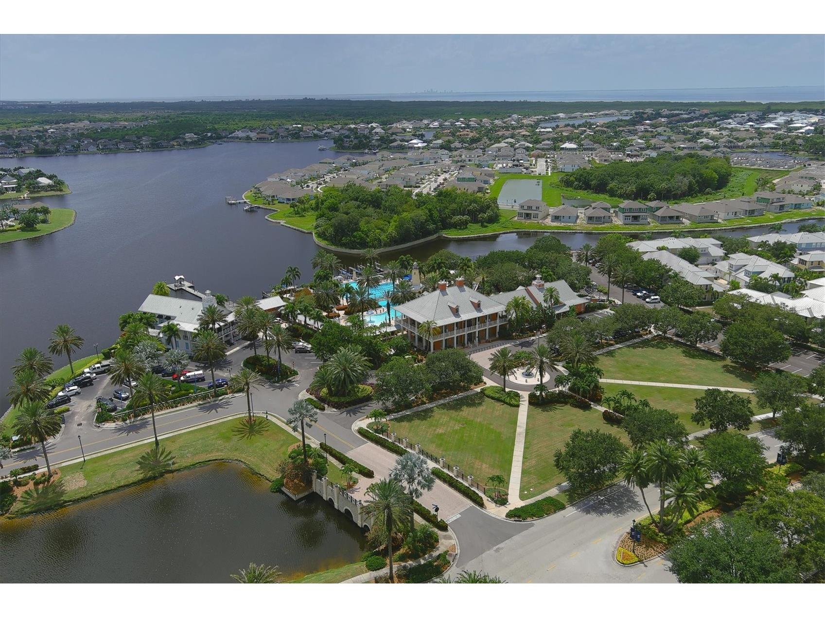 724 Winterside Drive Apollo Beach FL 33572 - TAMPA BAY TB8516384 image44