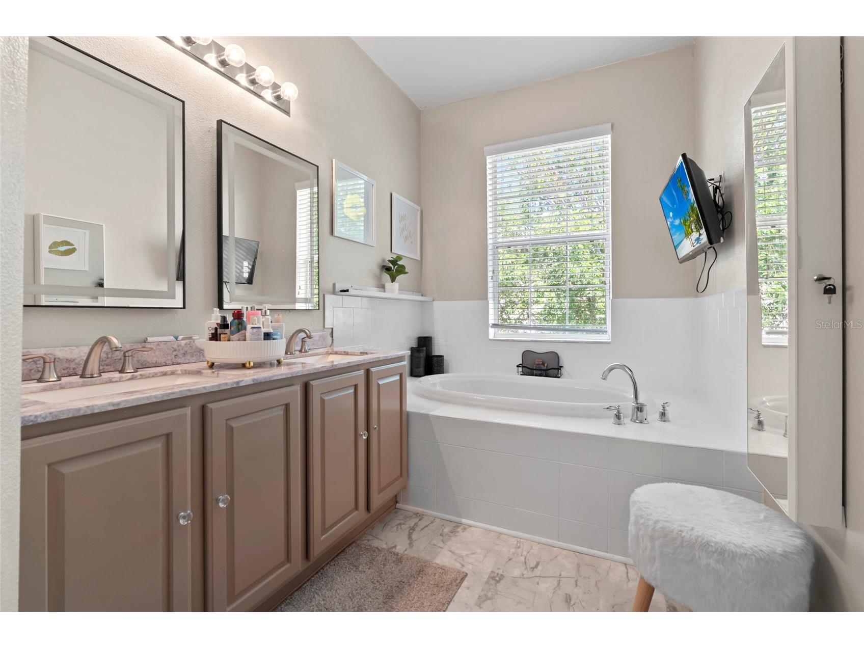 7240 102nd Lane Seminole FL 33772 TB8490050 image12