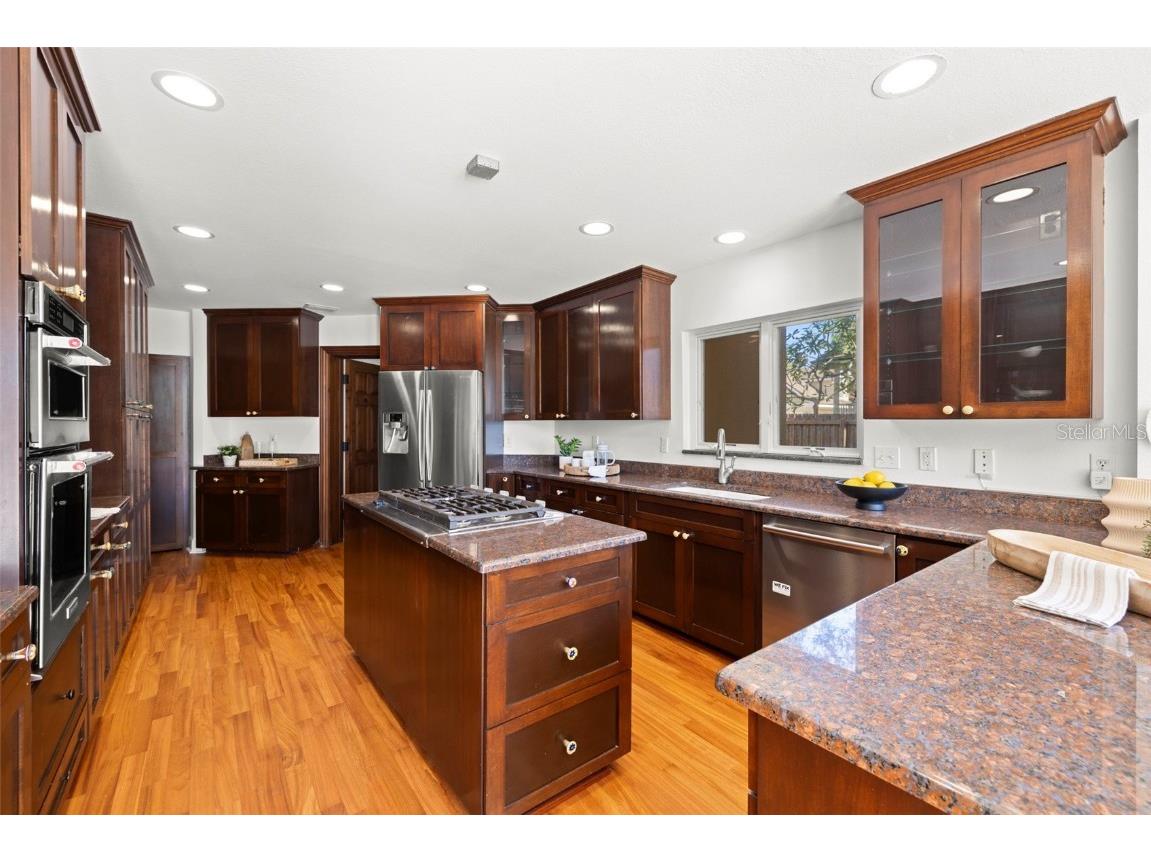 7240 Dr Martin Luther King Jr Street S Saint Petersburg FL 33705 - TAMPA BAY - GULF OF AMERICA TB8446538 image25
