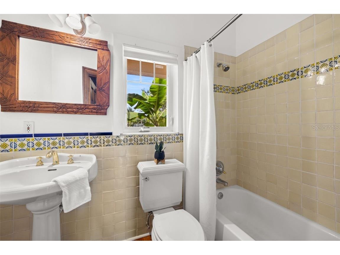 7240 Dr Martin Luther King Jr Street S Saint Petersburg FL 33705 - TAMPA BAY - GULF OF AMERICA TB8446538 image32