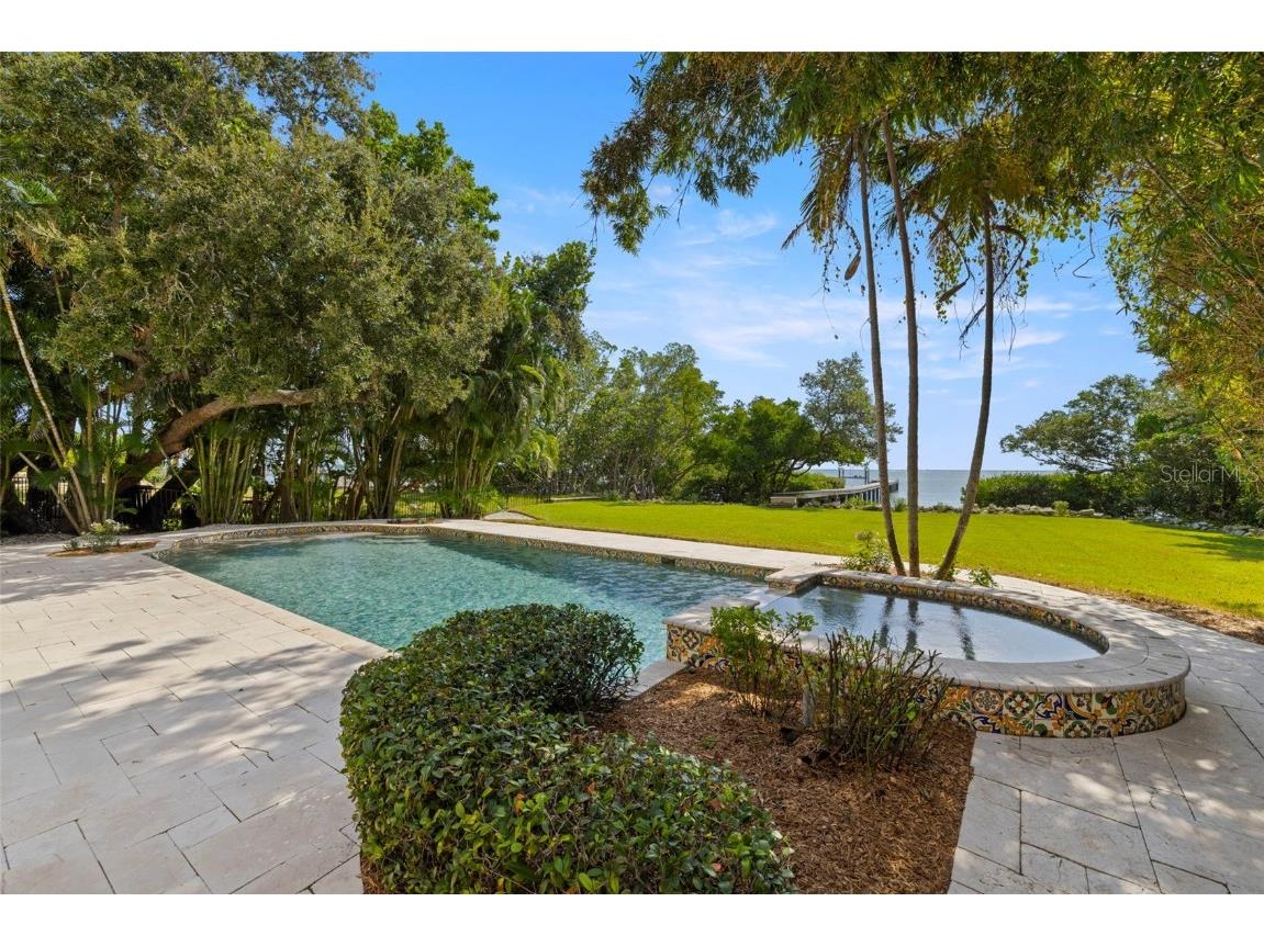 7240 Dr Martin Luther King Jr Street S Saint Petersburg FL 33705 - TAMPA BAY - GULF OF AMERICA TB8446538 image4