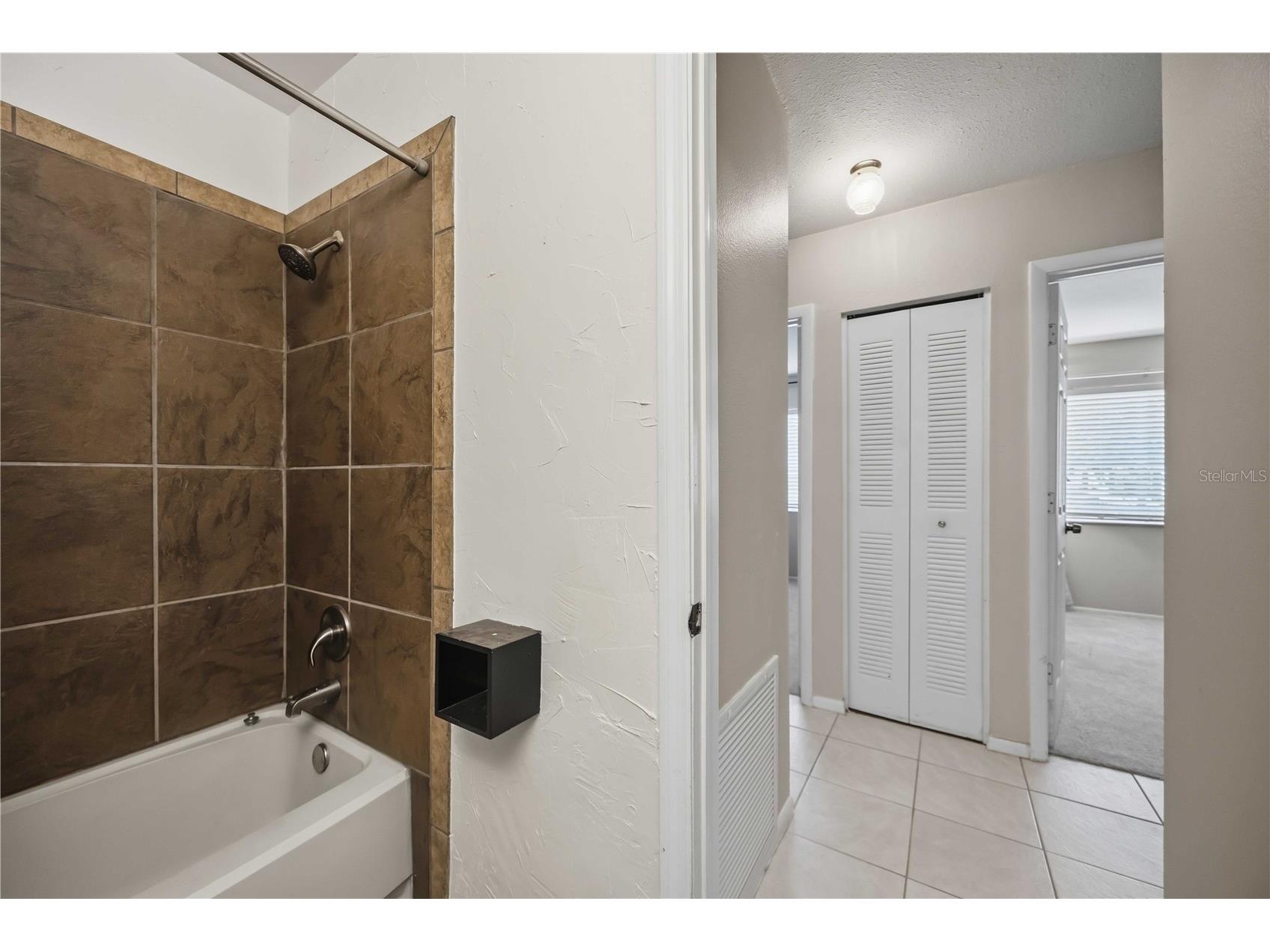 7240 Elyton Drive North Port FL 34287 C7527501 image20