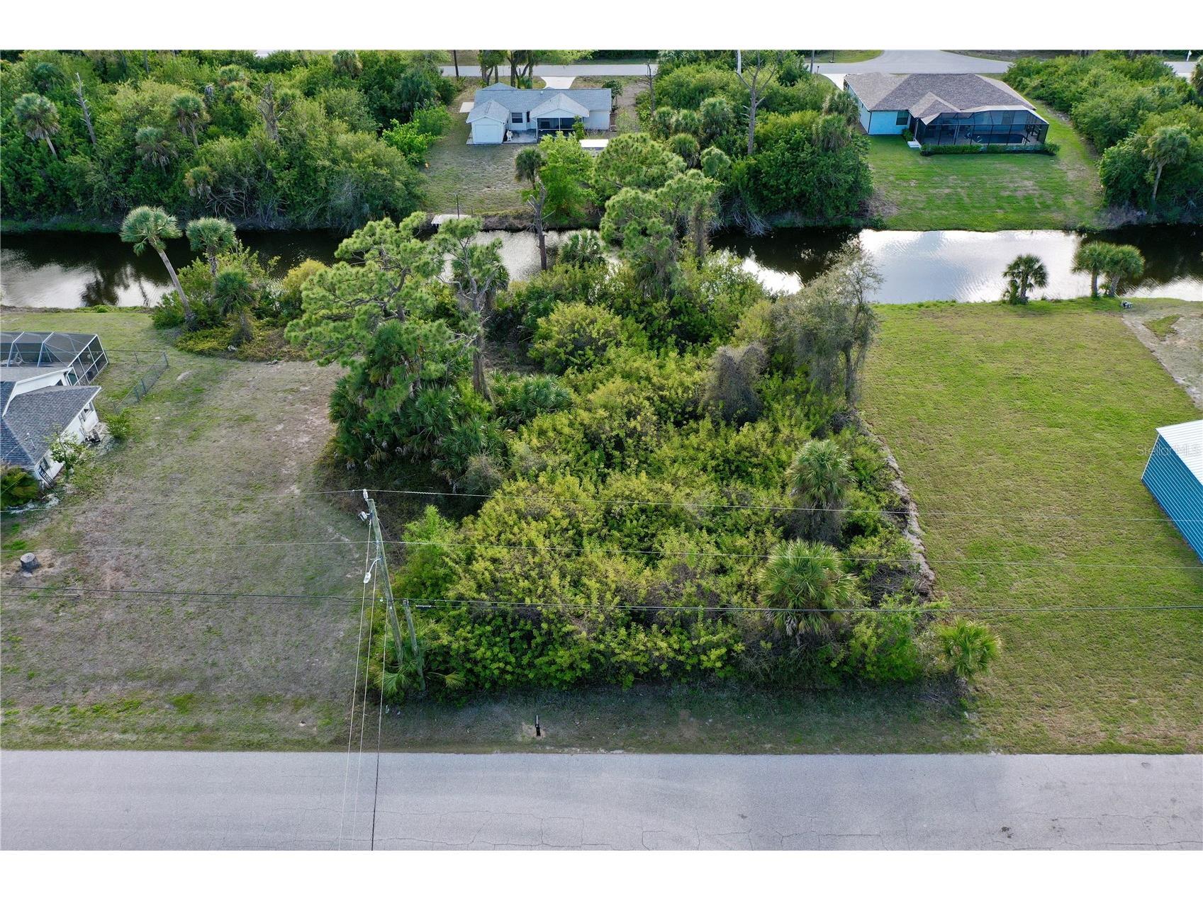 7241 Jennifer Drive Port Charlotte FL 33981 - MEMORIAL WATERWAY C7523537 image1