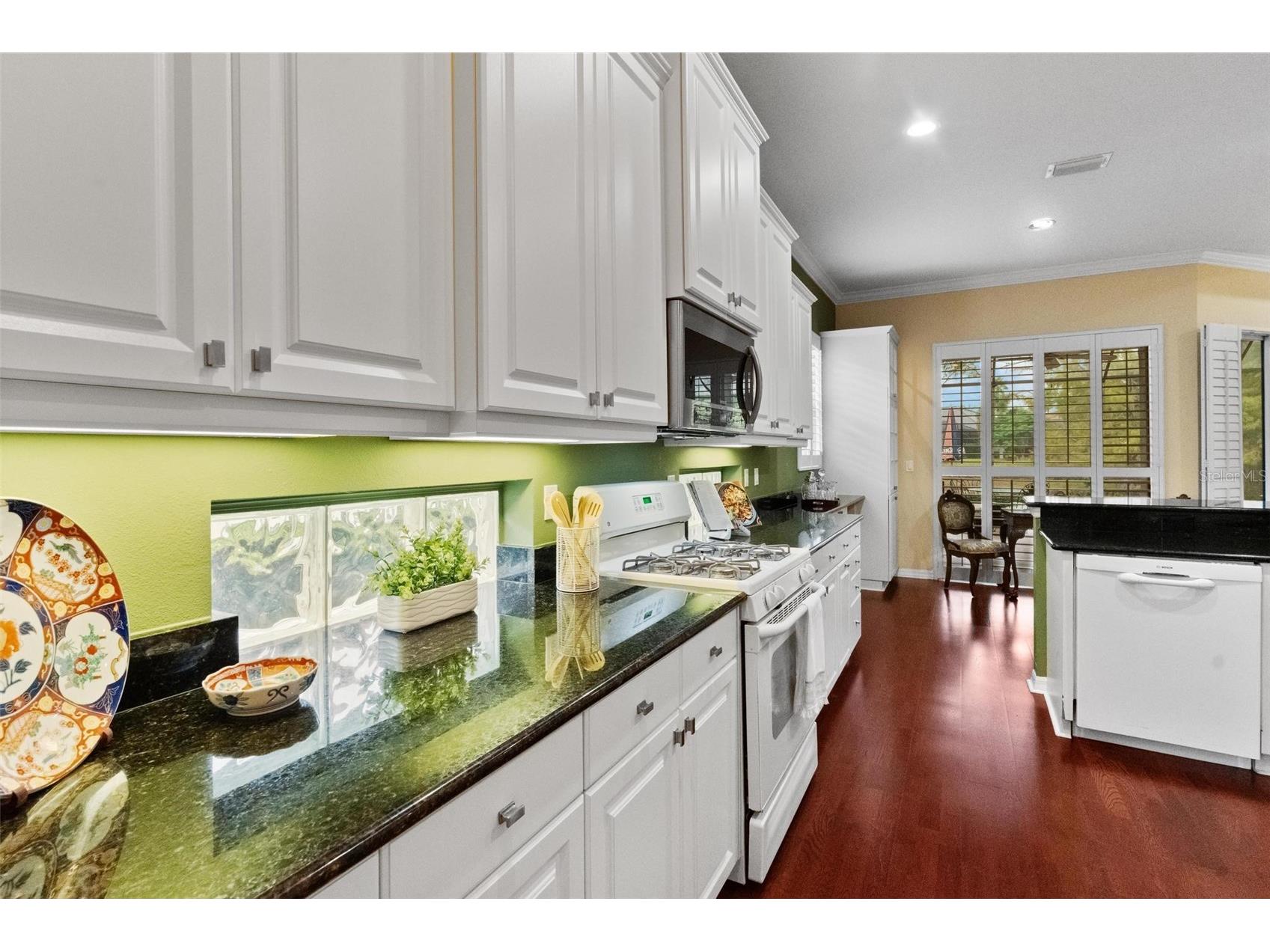 7241 Orchid Island Place Bradenton FL 34202 TB8448183 image19