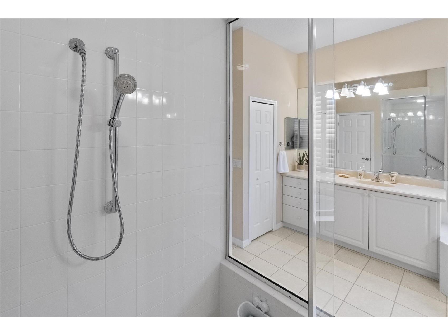 7241 Orchid Island Place Bradenton FL 34202 TB8448183 image29