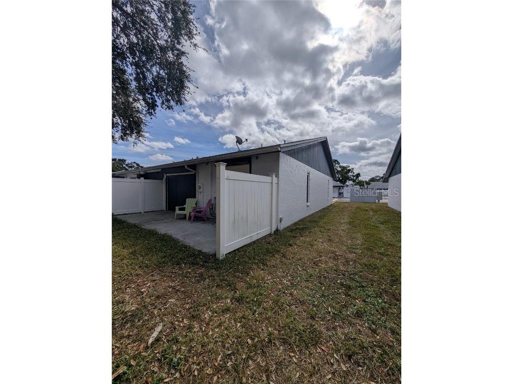 7241 Parkside Villas Drive N Saint Petersburg FL 33709 TB8447198 image21