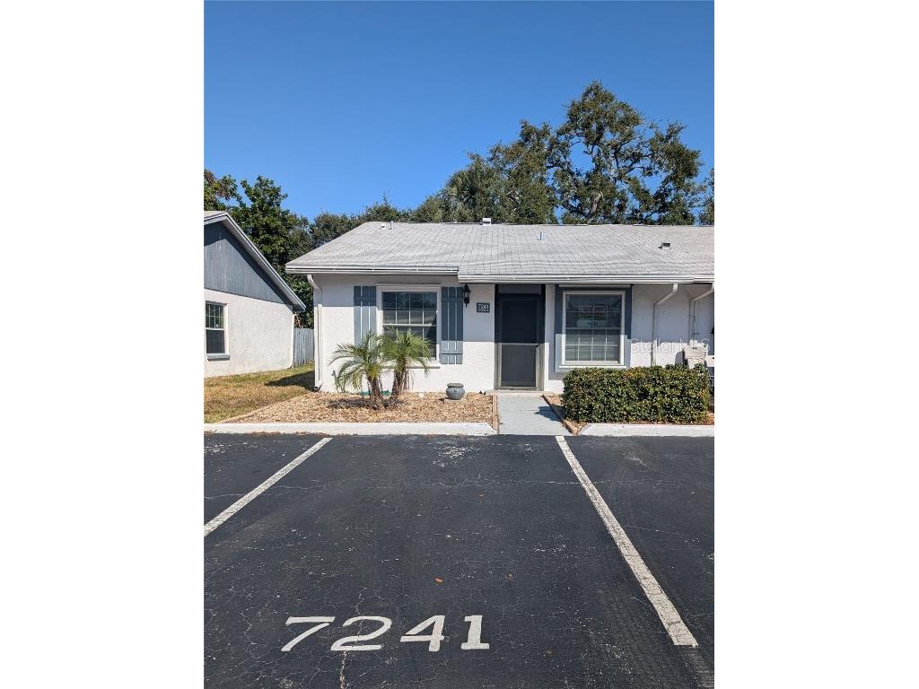 7241 Parkside Villas Drive N Saint Petersburg FL 33709 TB8447198 image3