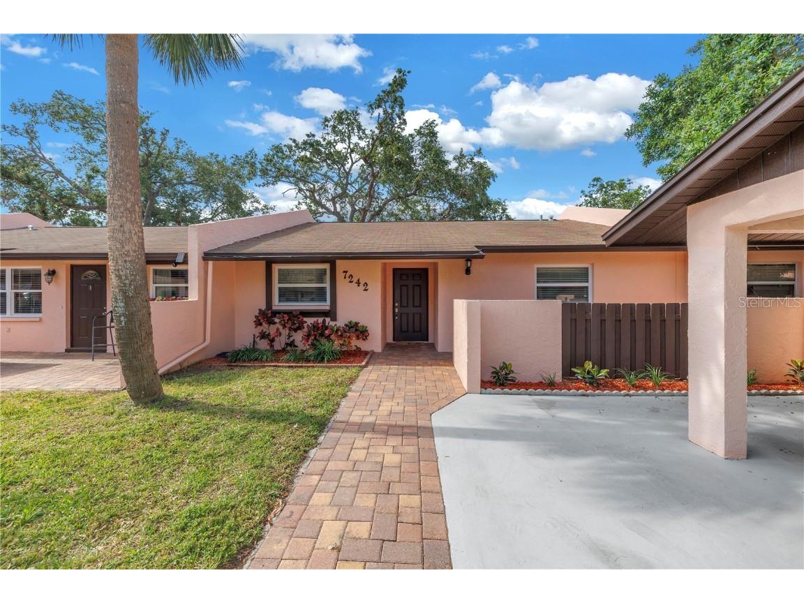 7242 55th Avenue N Saint Petersburg FL 33709 TB8381337 image1