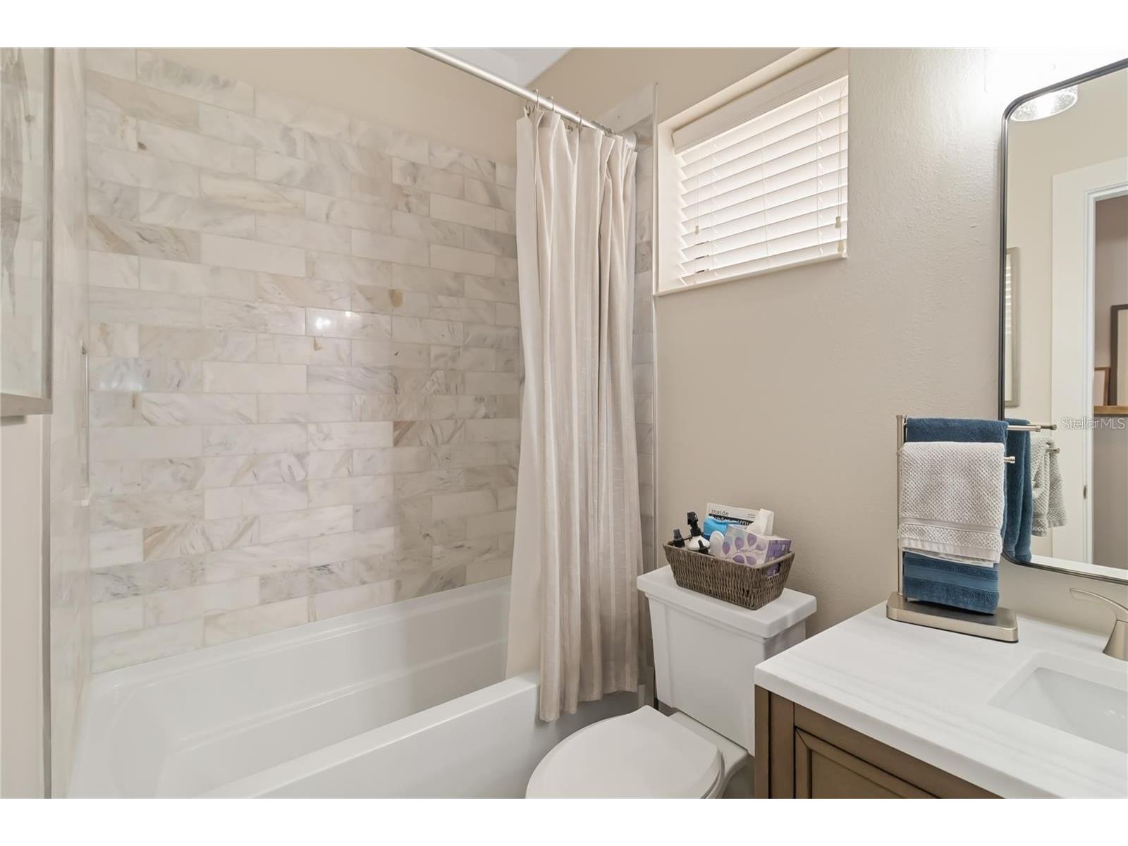 7242 Hamilton Road Bradenton FL 34209 A4688975 image17