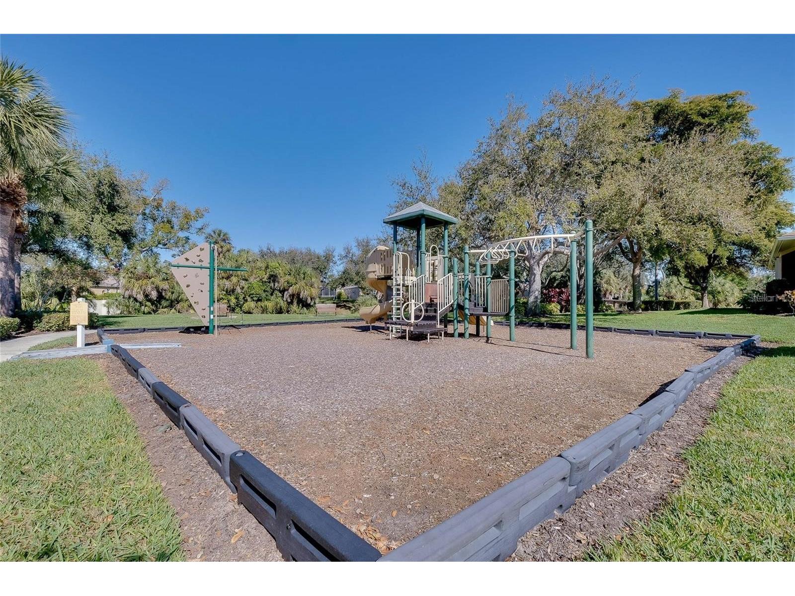 7242 Hamilton Road Bradenton FL 34209 A4688975 image26