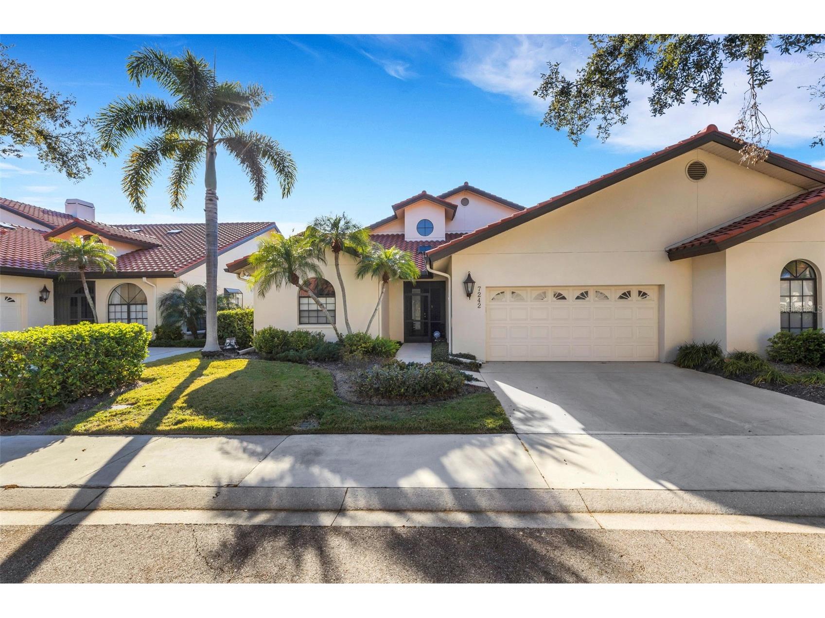 7242 Villa D Este Drive Sarasota FL 34238 A4681895 image1
