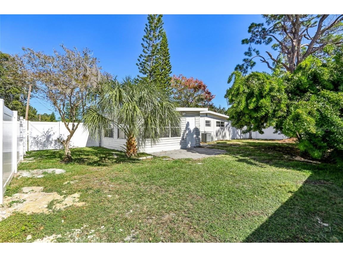 7243 Royal Palm Drive New Port Richey FL 34652 - JASMINE LAKE CANAL TB8442980 image31