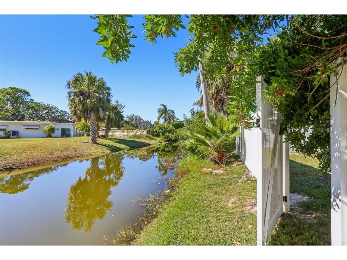7243 Royal Palm Drive New Port Richey FL 34652 - JASMINE LAKE CANAL TB8442980 image33