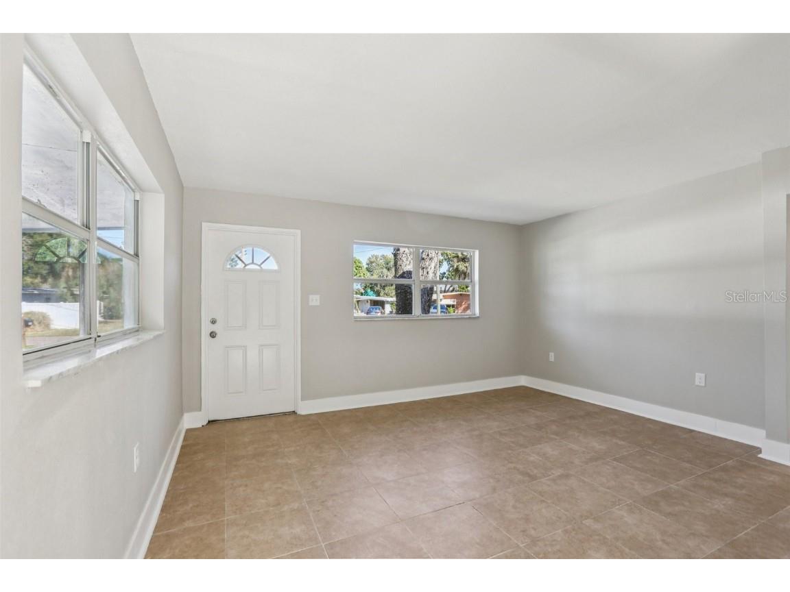 7243 Royal Palm Drive New Port Richey FL 34652 - JASMINE LAKE CANAL TB8442980 image9