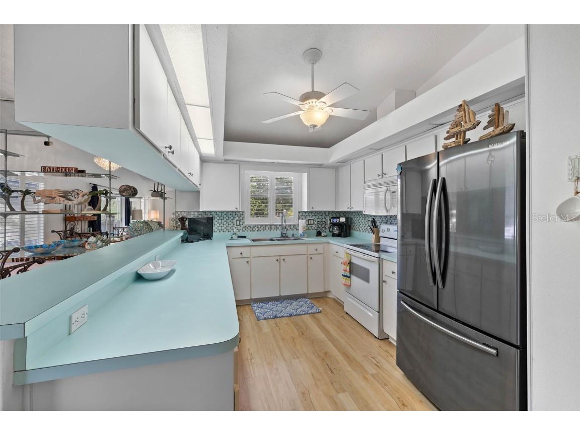 7244 Coventry Court Weeki Wachee FL 34607 - WEEKI WACHEE RIVER TB8415278 image11