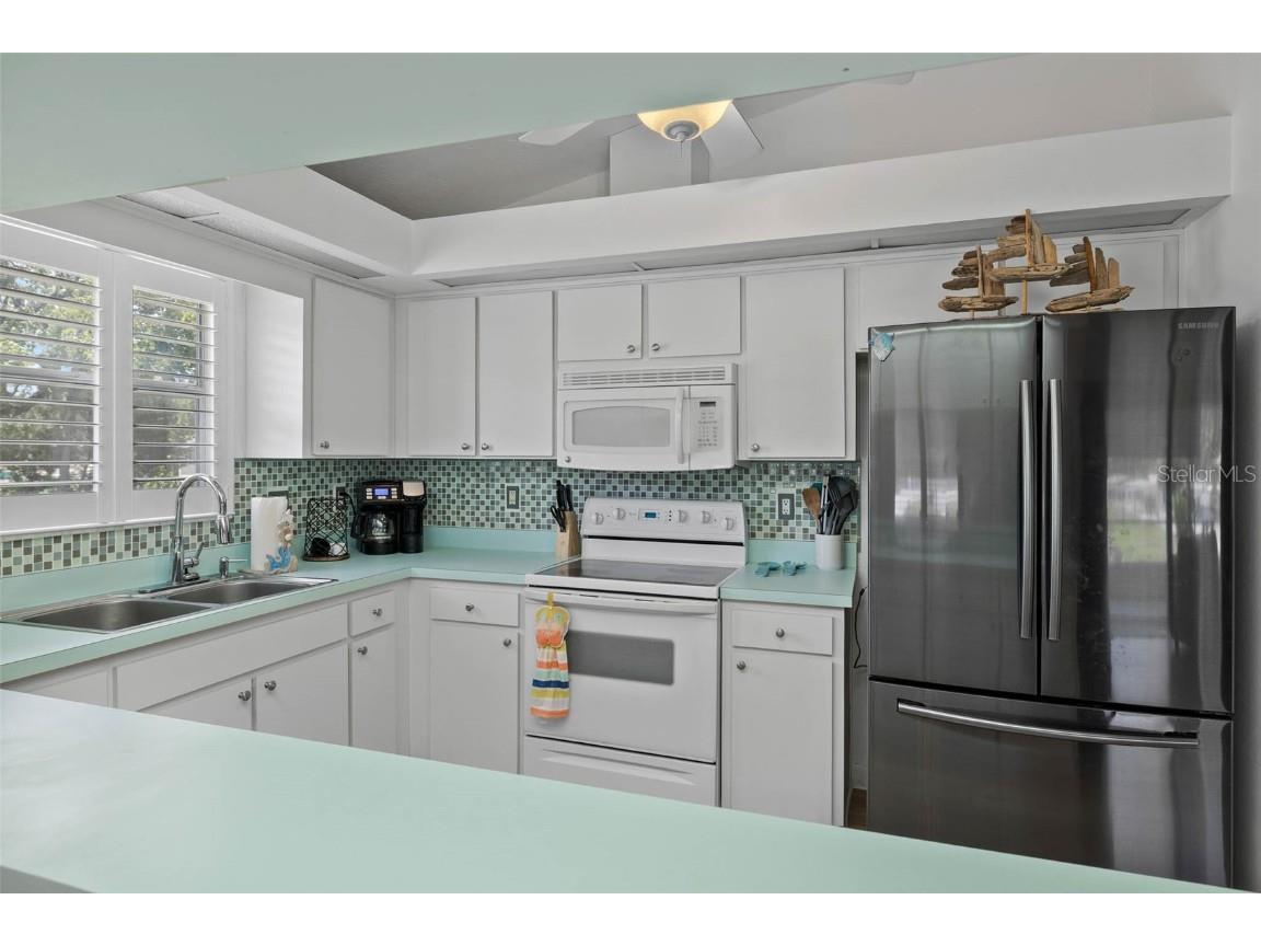 7244 Coventry Court Weeki Wachee FL 34607 - WEEKI WACHEE RIVER TB8415278 image12