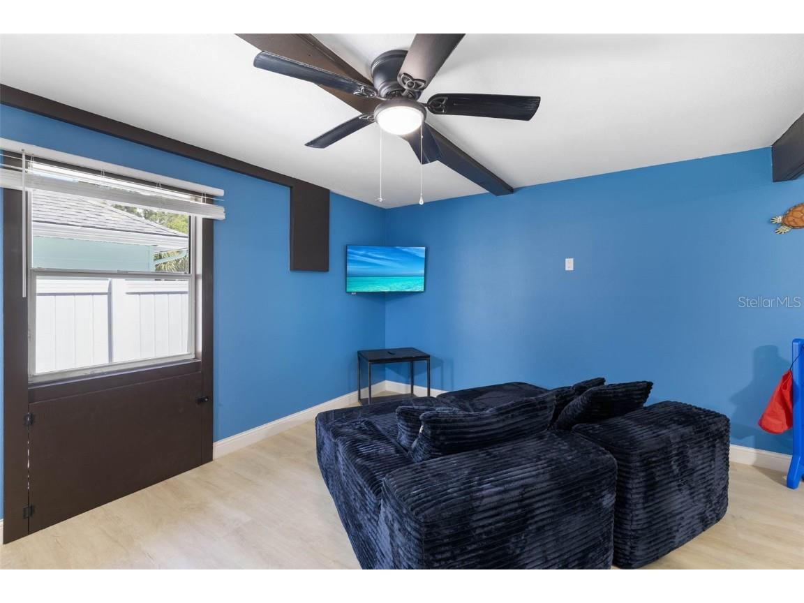 7244 Coventry Court Weeki Wachee FL 34607 - WEEKI WACHEE RIVER TB8415278 image32