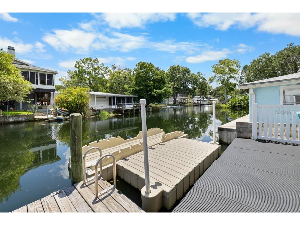 7244 Coventry Court Weeki Wachee FL 34607 - WEEKI WACHEE RIVER TB8415278 image4