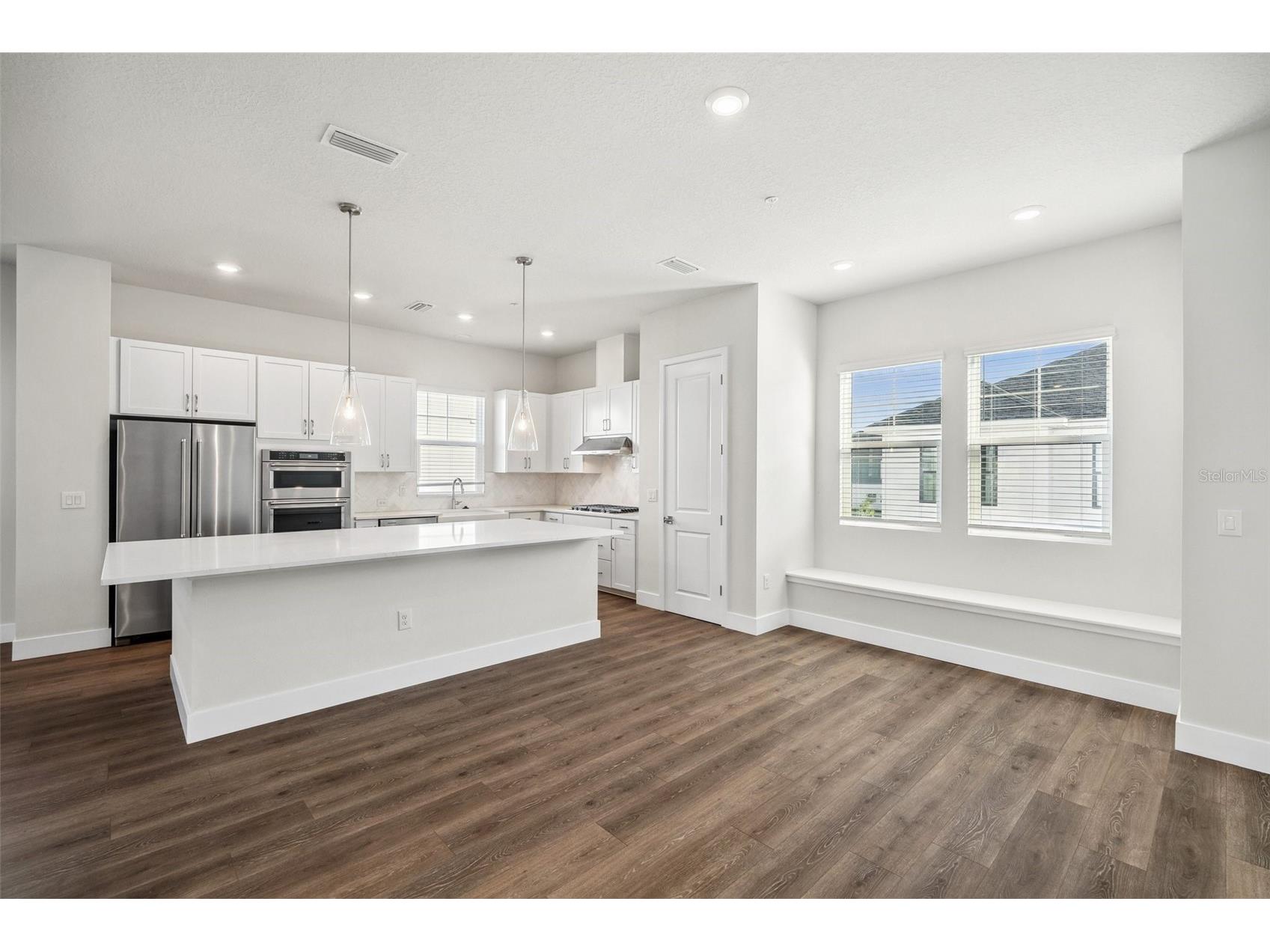 7244 Sutton Lane Sarasota FL 34240 N6144833 image12