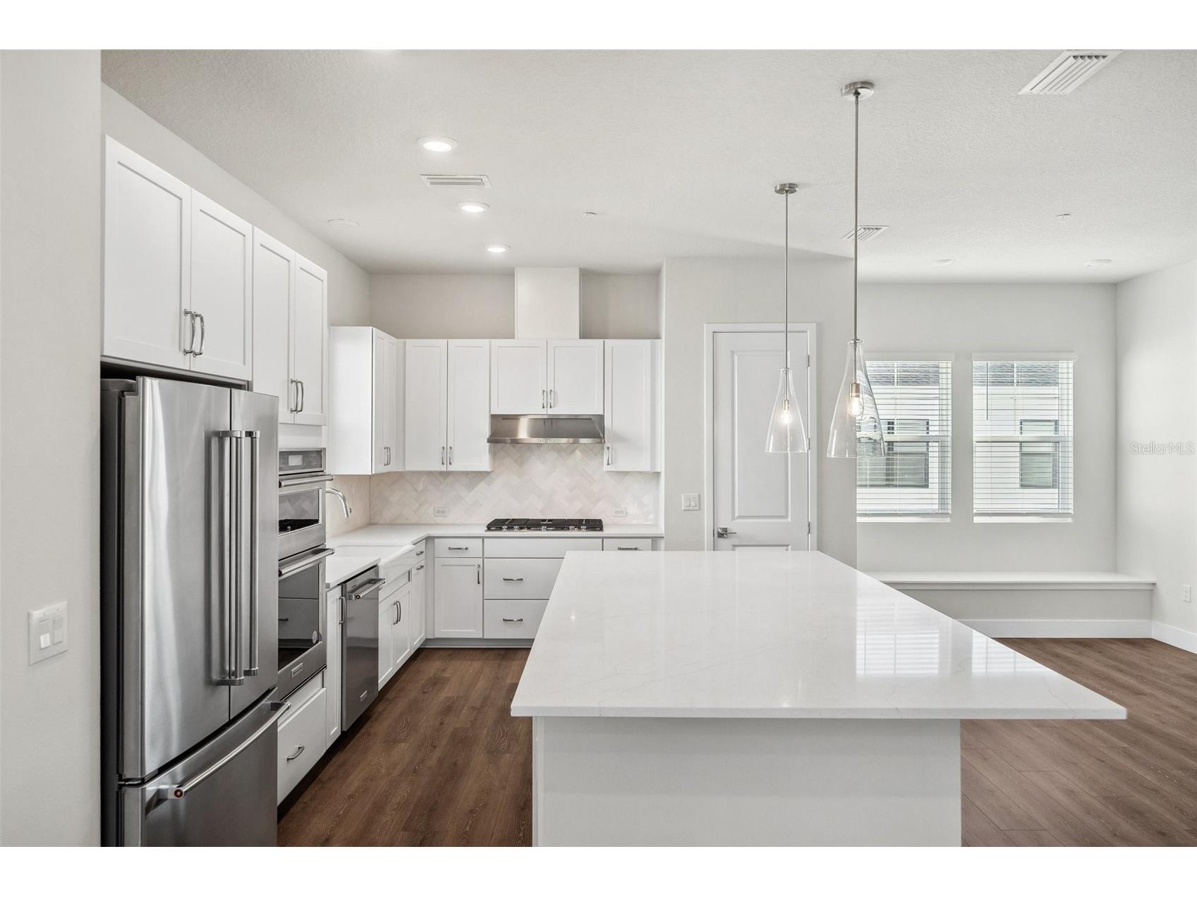 7244 Sutton Lane Sarasota FL 34240 N6144833 image16