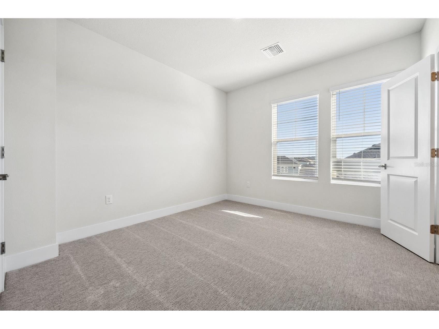 7244 Sutton Lane Sarasota FL 34240 N6144833 image25