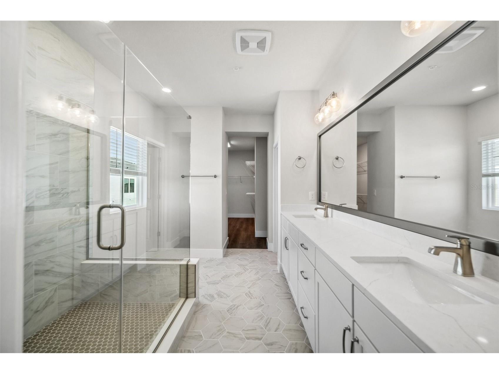 7244 Sutton Lane Sarasota FL 34240 N6144833 image31