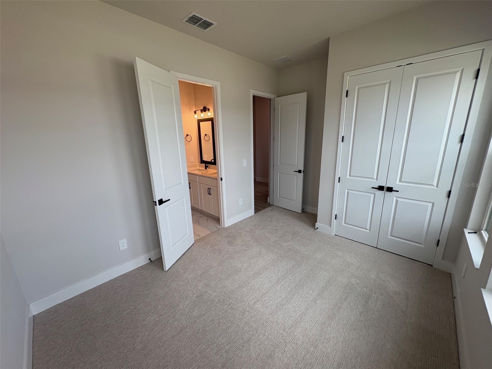 7245 Meadowshade Court Sarasota FL 34241 TB8478629 image17