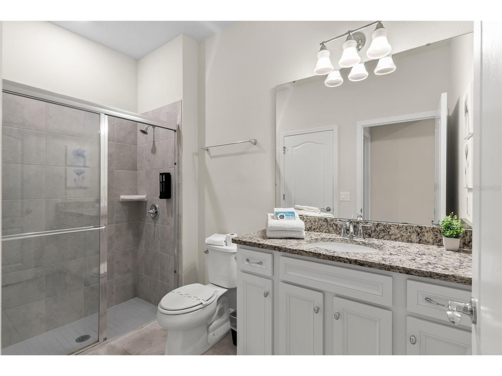 7247 Oakmoss Loop Davenport FL 33837 P4938051 image11
