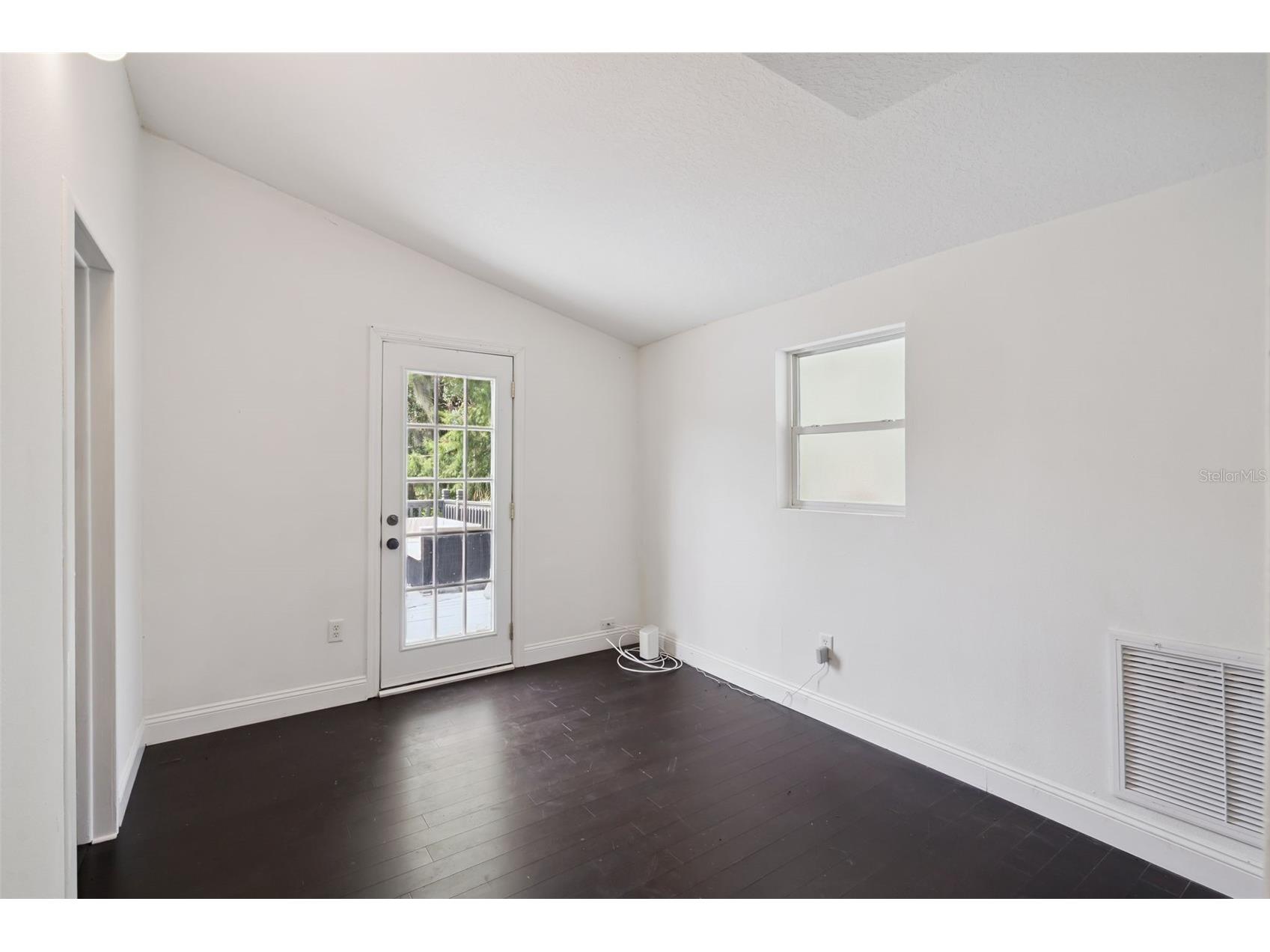 7247 Treasure Island Road Leesburg FL 34788 - LAKE GRIFFIN O6379876 image17