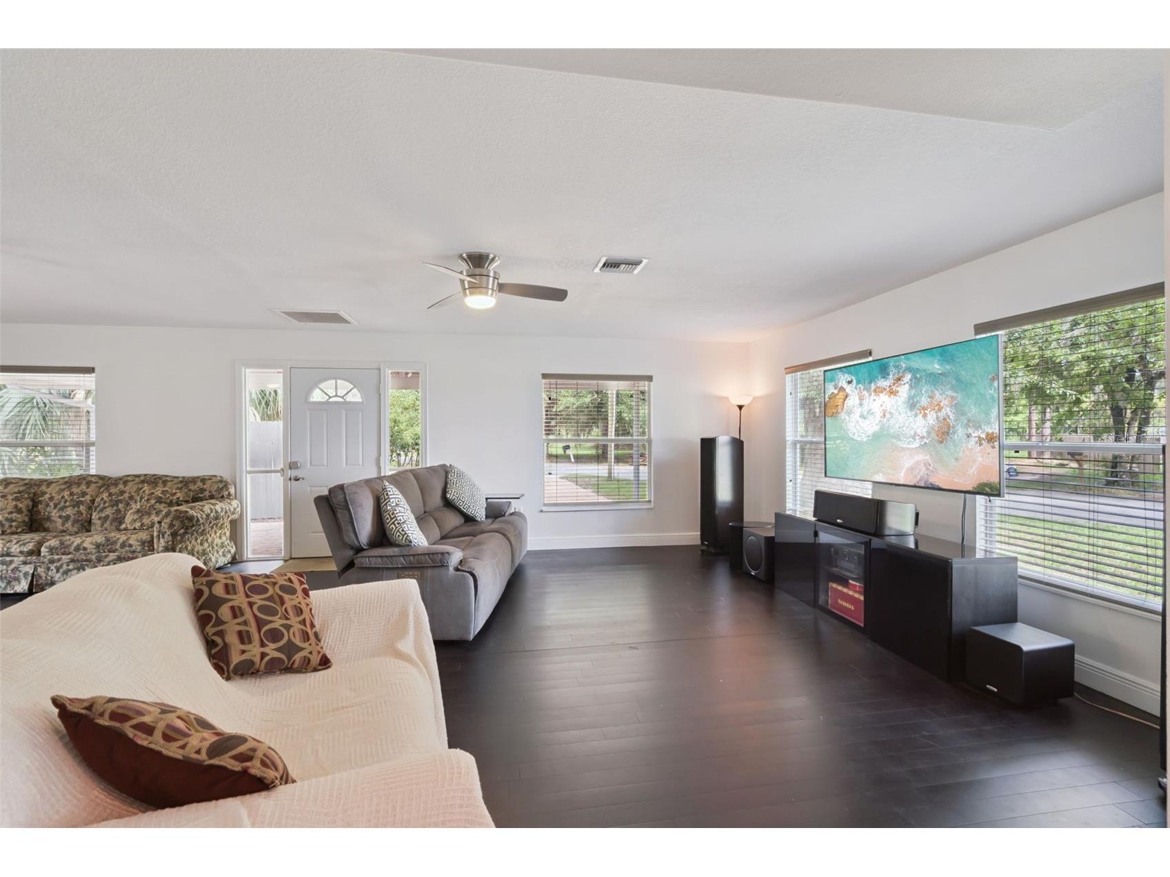 7247 Treasure Island Road Leesburg FL 34788 - LAKE GRIFFIN O6379876 image26