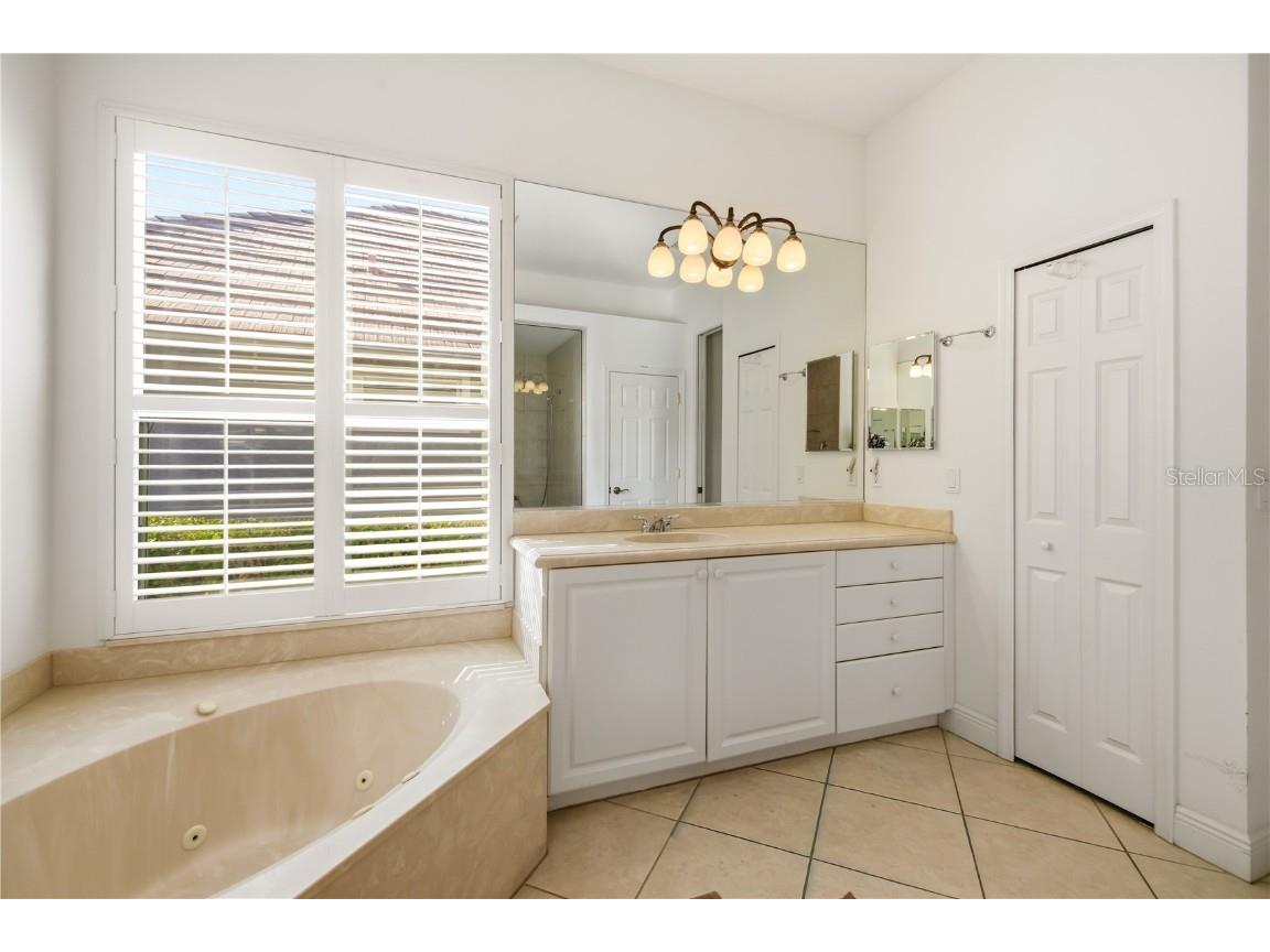 7249 Orchid Island Place Bradenton FL 34202 A4610094 image36