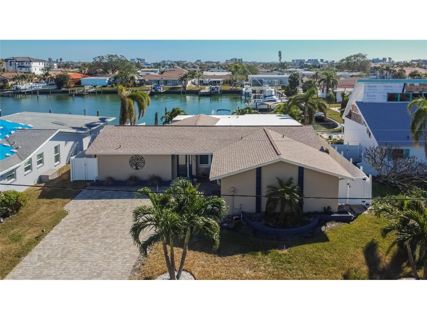 725 119th Avenue Treasure Island FL 33706 TB8330715 image1