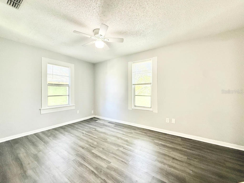 725 14th Avenue S Saint Petersburg FL 33701 TB8525389 image13