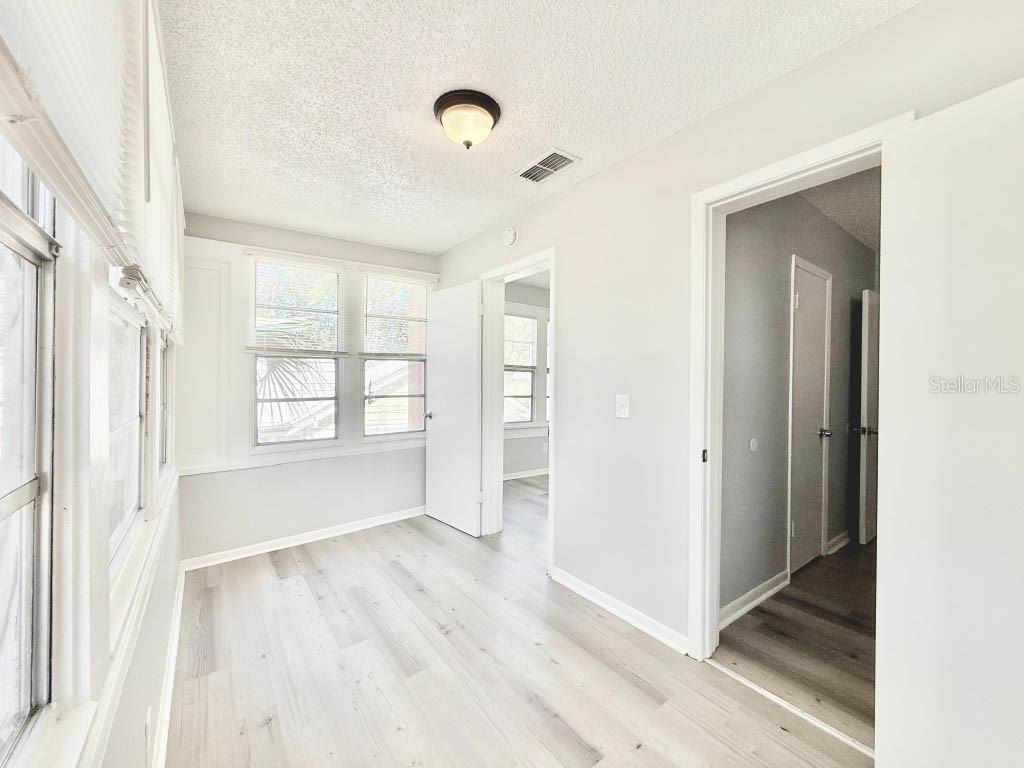 725 14th Avenue S Saint Petersburg FL 33701 TB8525389 image19