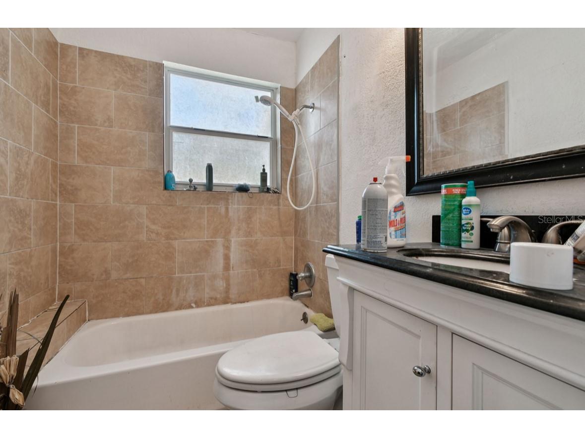 725 21st Avenue S Saint Petersburg FL 33705 TB8431954 image10