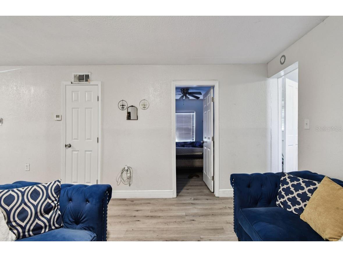 725 21st Avenue S Saint Petersburg FL 33705 TB8431954 image19