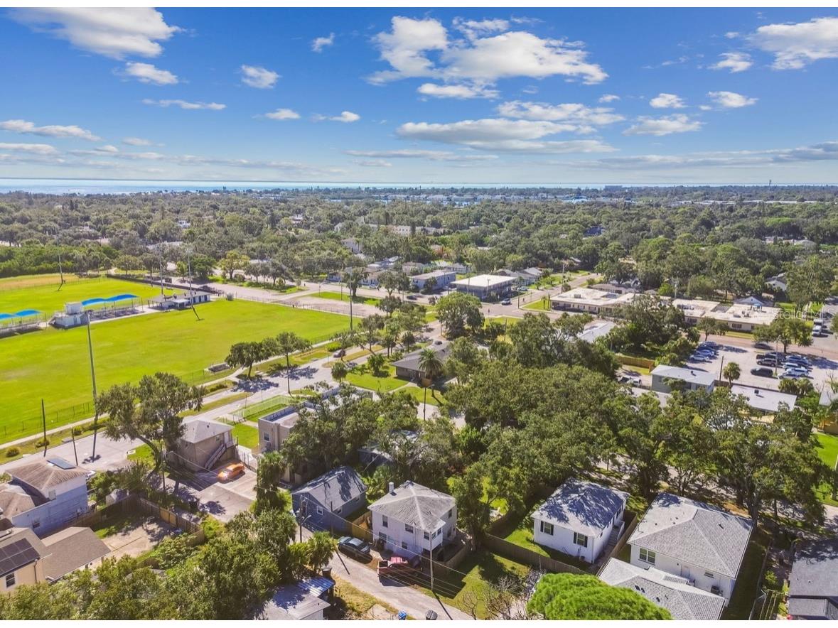 725 21st Avenue S Saint Petersburg FL 33705 TB8431954 image36