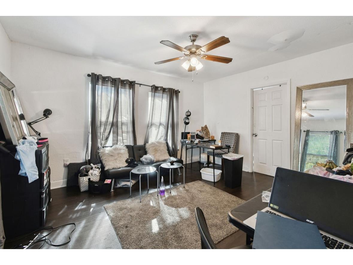 725 21st Avenue S Saint Petersburg FL 33705 TB8431954 image4